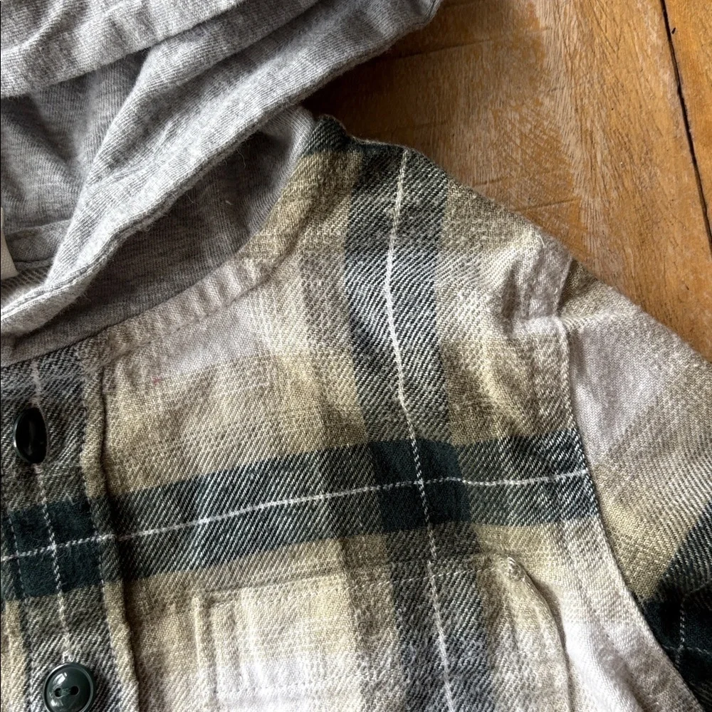 GAP Boys hooded shirt size 4